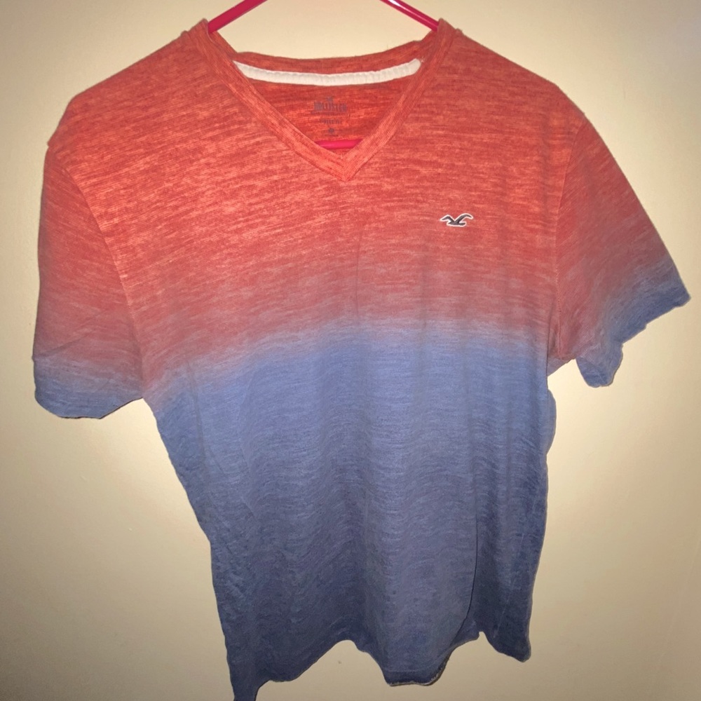 Hollister Red fading into Blue short sleeve Tee